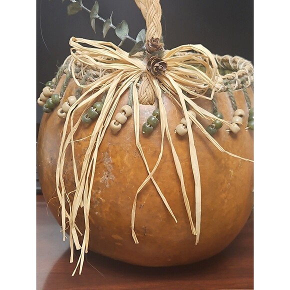 Gourd basket Woven Handle Beaded VTG signed & dated - Picture 5 of 7